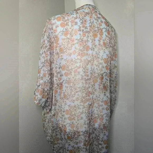 No Comment Floral Boho Sheer Kimono - Picture 5 of 7